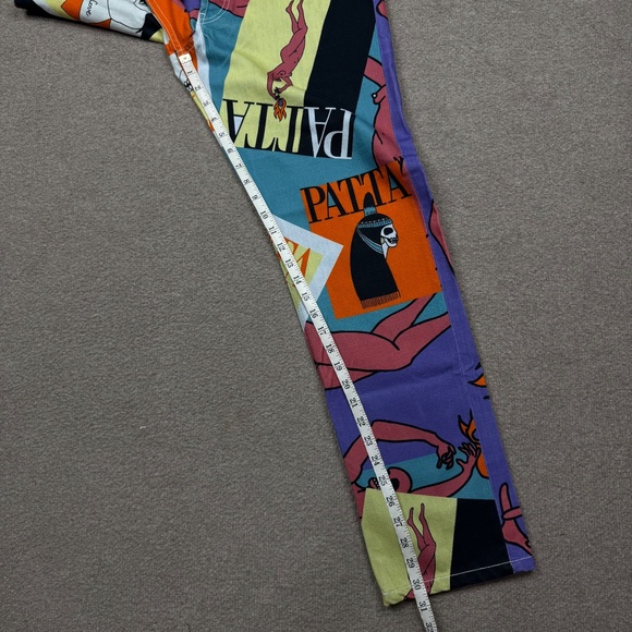 Patta Men's Pants Size 32 x 30 Multicolor Denim Straight Magazine AOP Graphic - Picture 4 of 11